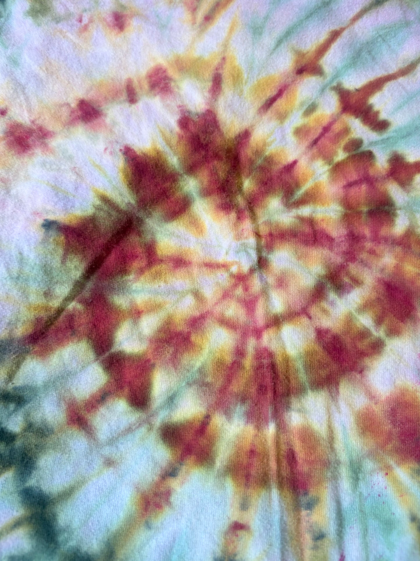 Woodland Ember – Tie-Dye Tee (L Gildan 2000)