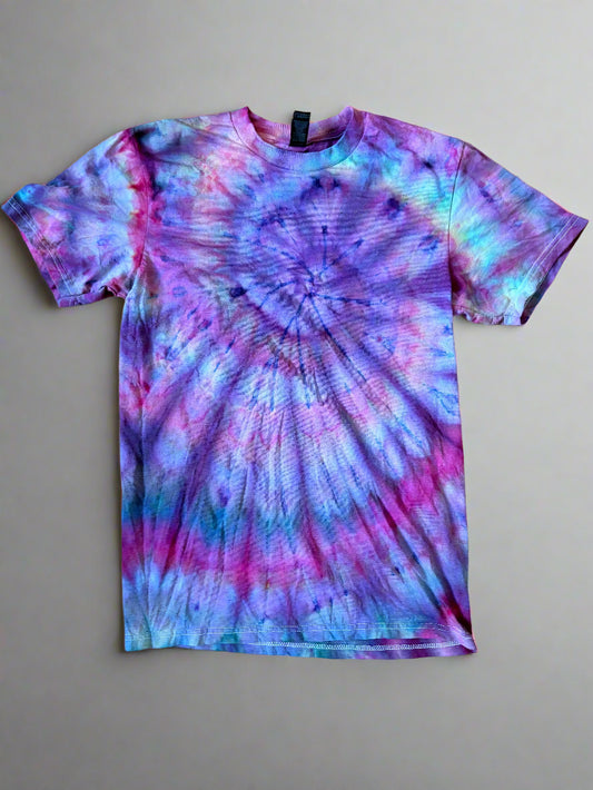 Aurora Bloom – Small Gildan Hammer Tie-Dye Tee