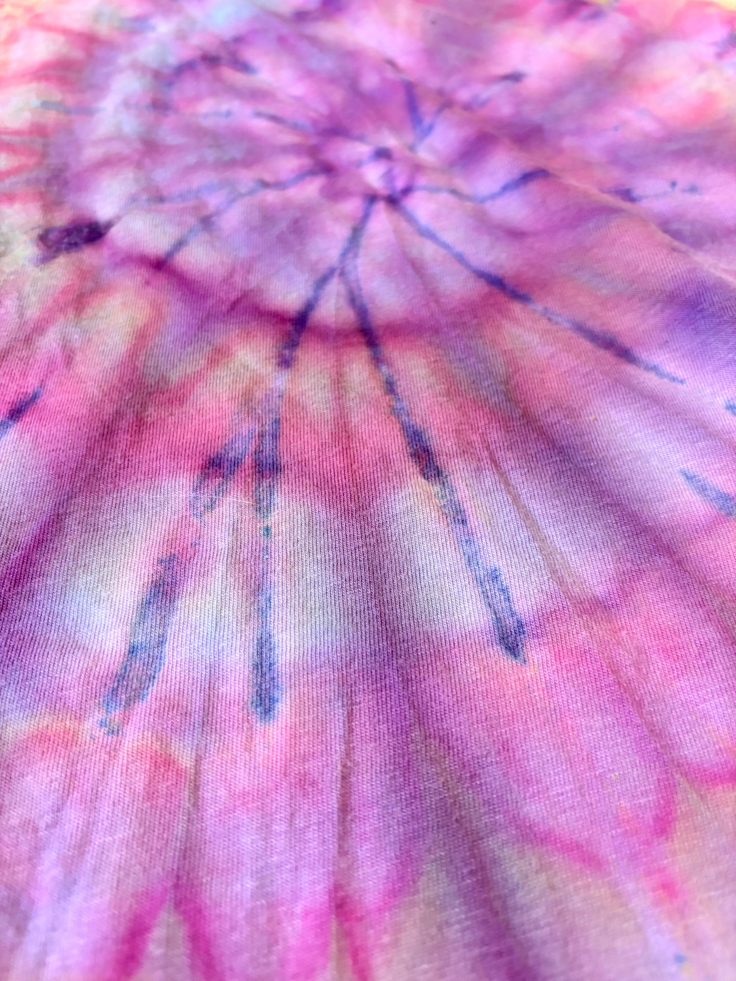 Aurora Bloom – Small Gildan Hammer Tie-Dye Tee
