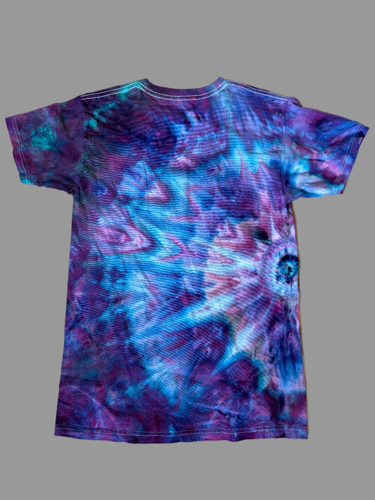 Electric Bloom Tie-Dye Tee – S (M&O 4800)