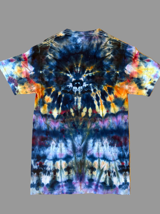 Arachne Tie-Dye Tee – S (Fruit of the Loom)