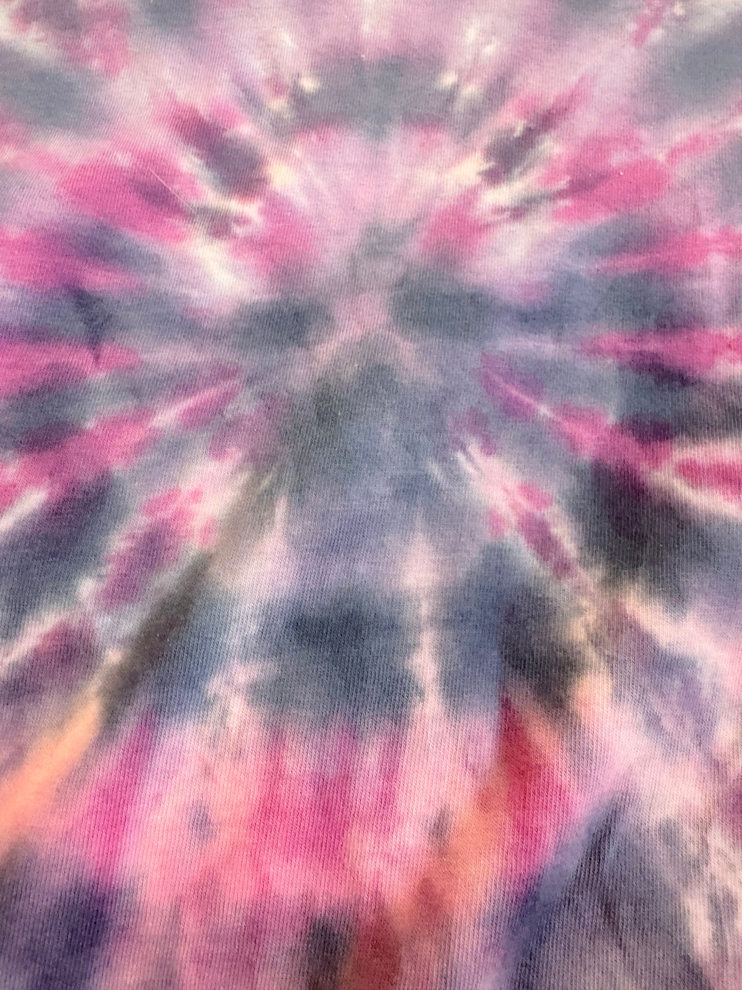 Petalwave (XL Women’s Fit Gildan Tee)