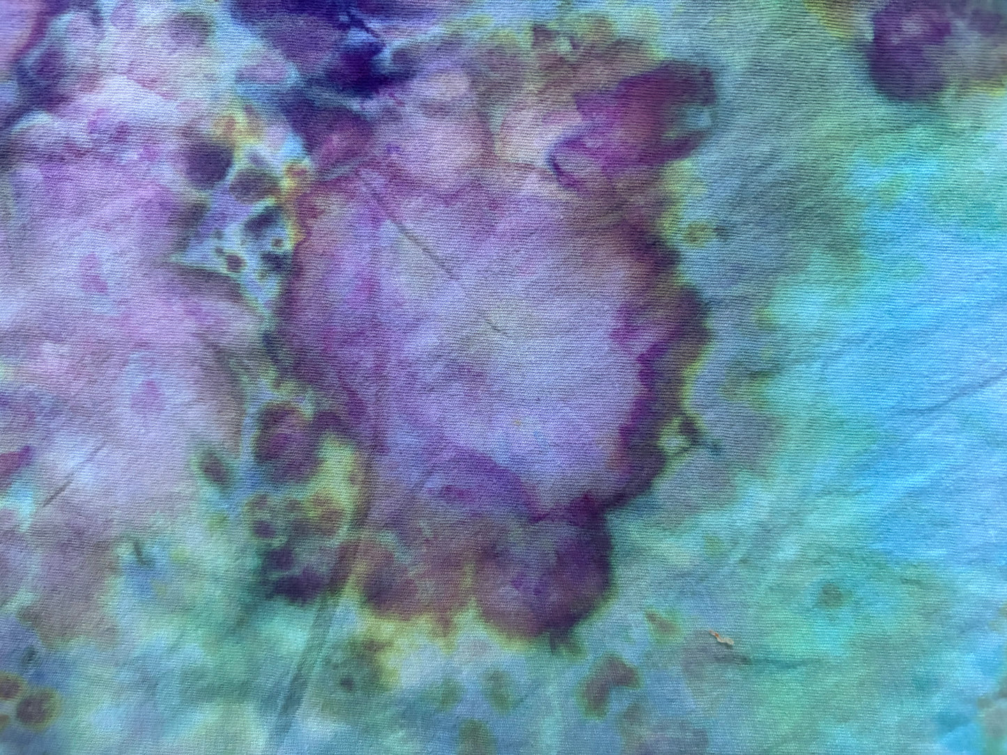 Ocean Bloom Tie-Dye V-Neck – S (Gildan Women’s 64V00L)