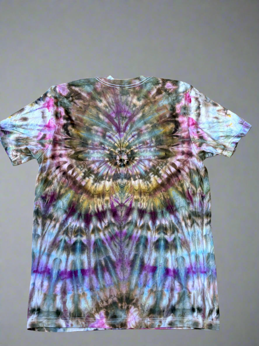 Earthen Halo – L Bella + Canvas 3001