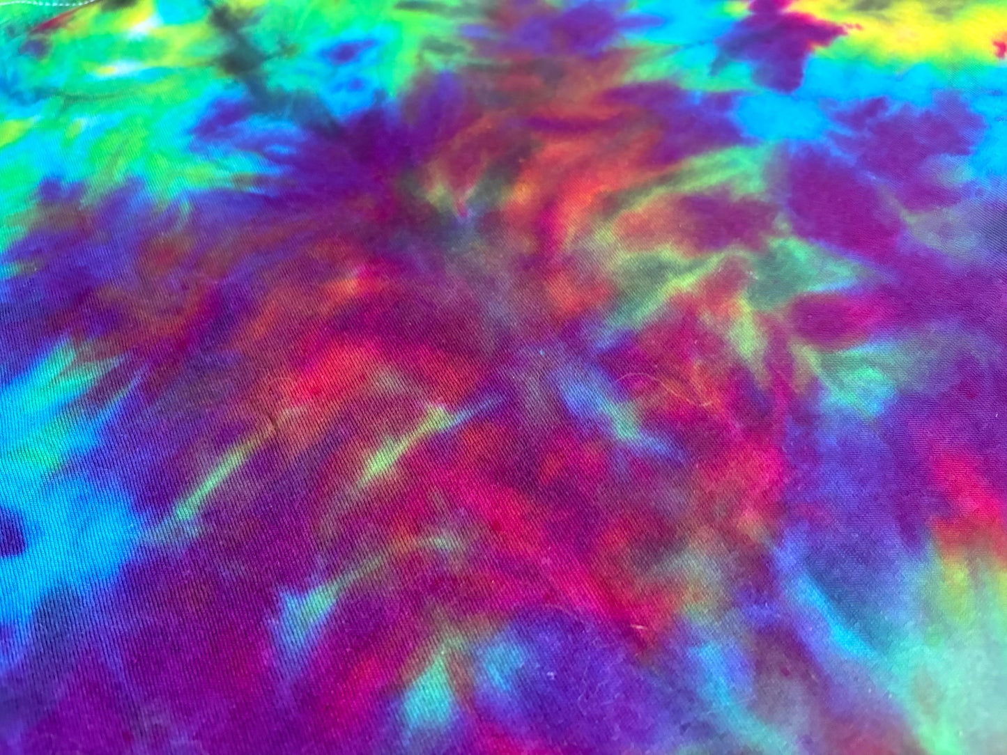 Mixed Results One-of-a-Kind Tie Dye T-Shirt – [M]