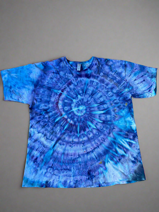 Mixed ResultsTie Dye T-Shirt – [2XL]